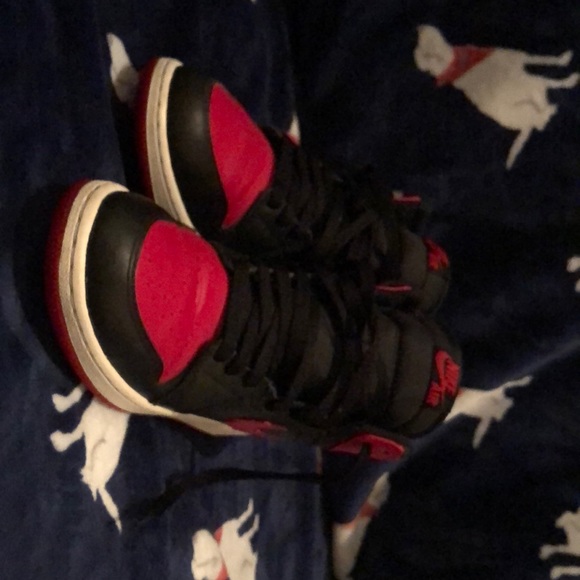 Jordan 1 retro bred - Picture 2 of 5
